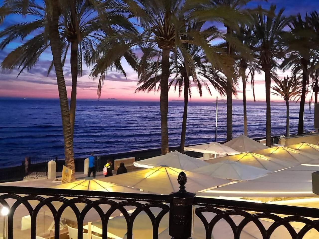 Palm Beach Sunset Marbella Exterior foto
